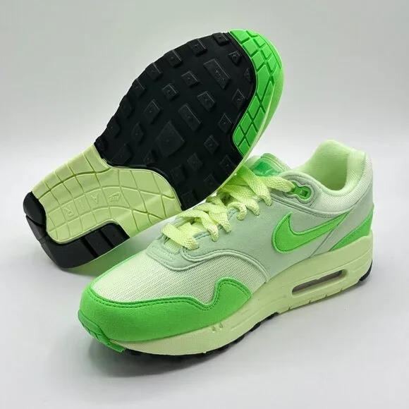 Women's Nike Air Max 1 '87 Vapor Green HJ7329-376 Size 6.5 - Picture 6 of 12